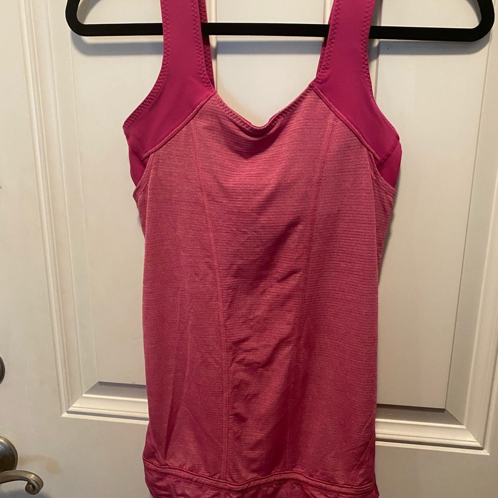 Pink lululemon tank with built in bra